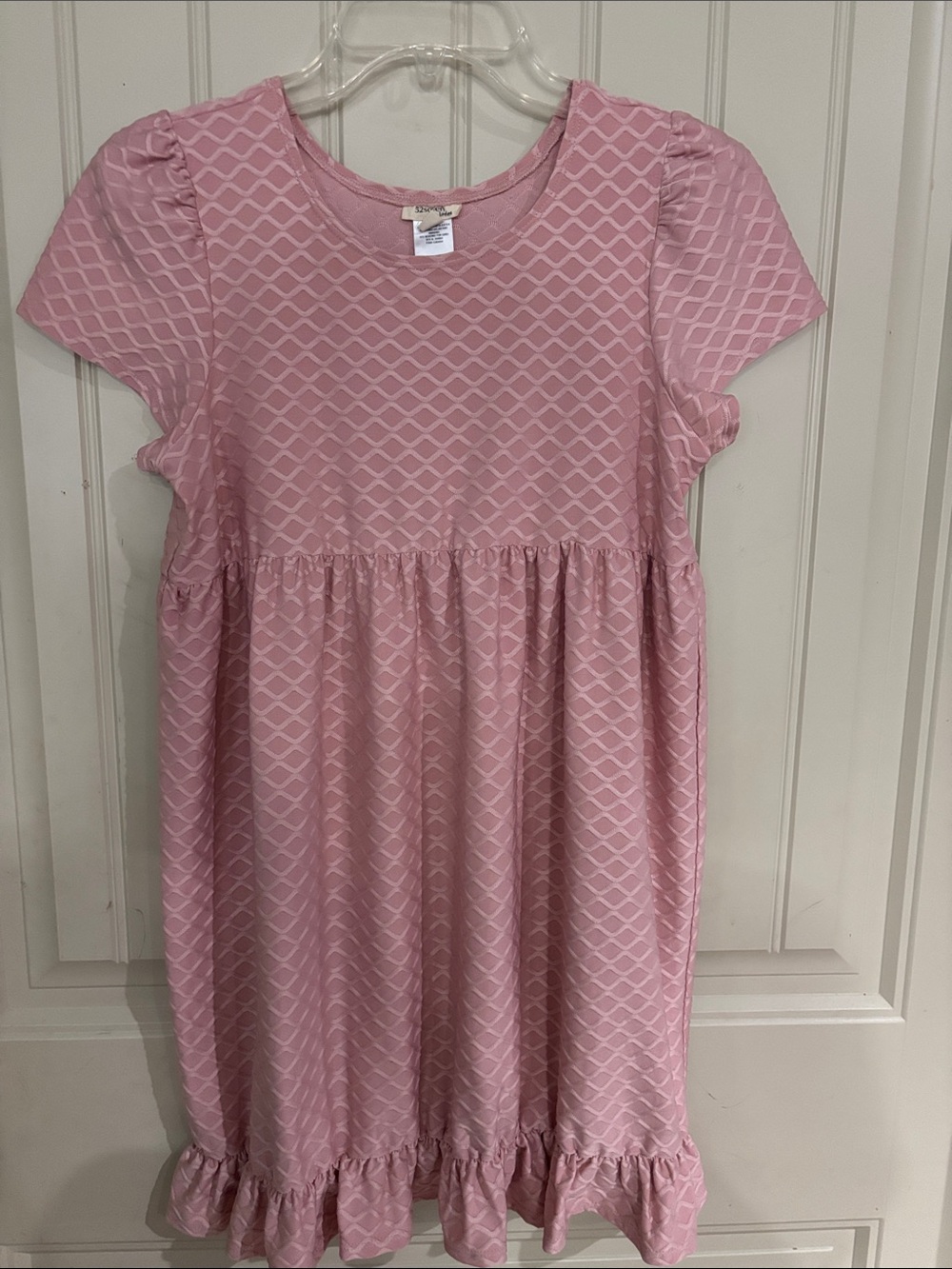 Girls' Soft Pink Textured Ruffle-Hem Casual Dress